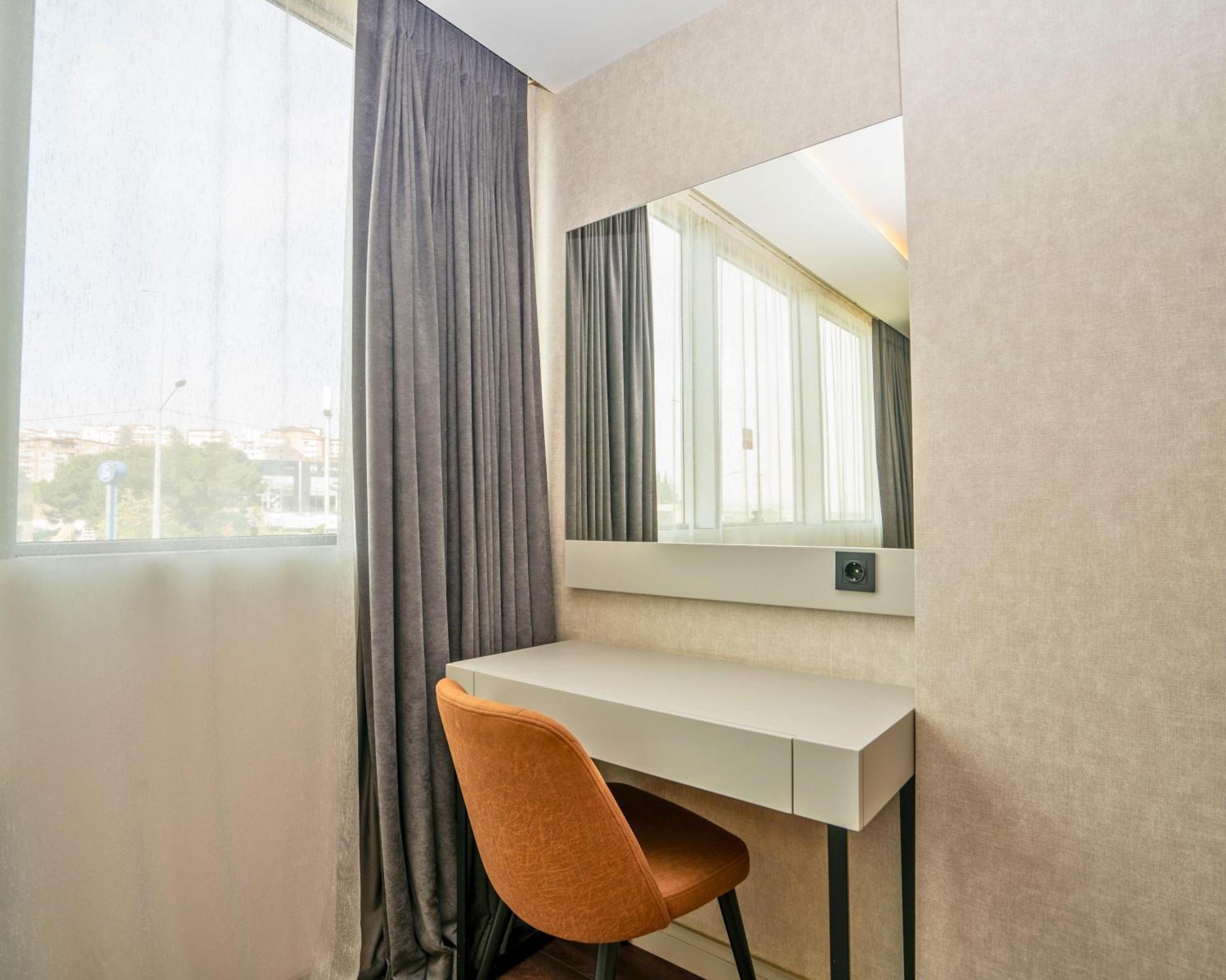 216 Station Suite Gebze Ngoại thất bức ảnh
